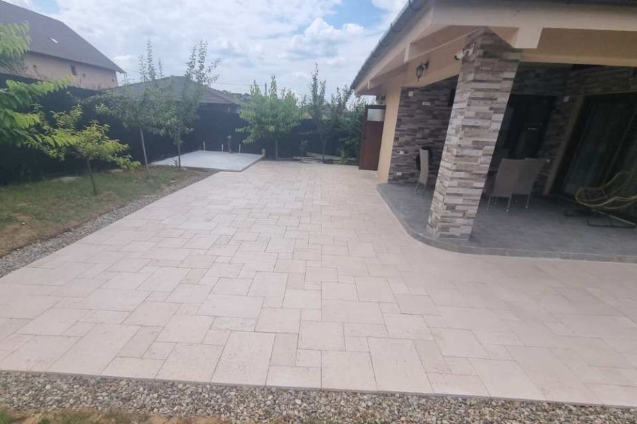 Servicii de construcții case la cheie